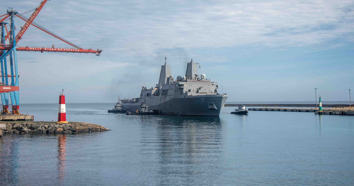EL BUQUE USS SAN ANTONIO LLEGA A VENEZUELA PARA COORDINAR ASISTENCIA HUMANITARIA TRAS EL DEVASTADOR TERREMOTO