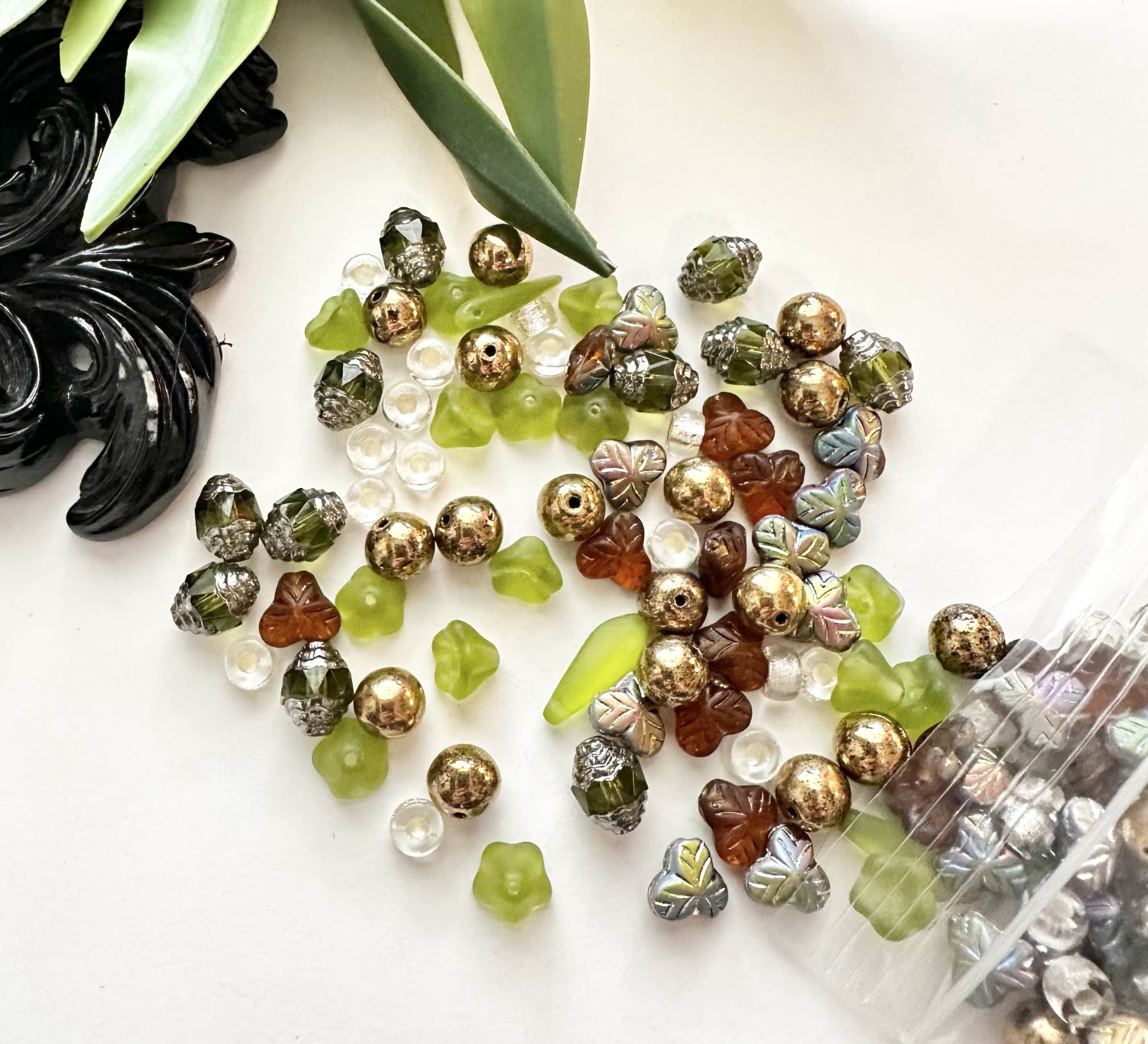 Maker Master with Sara Lovecraft: BEADATHON: featuring designer blends