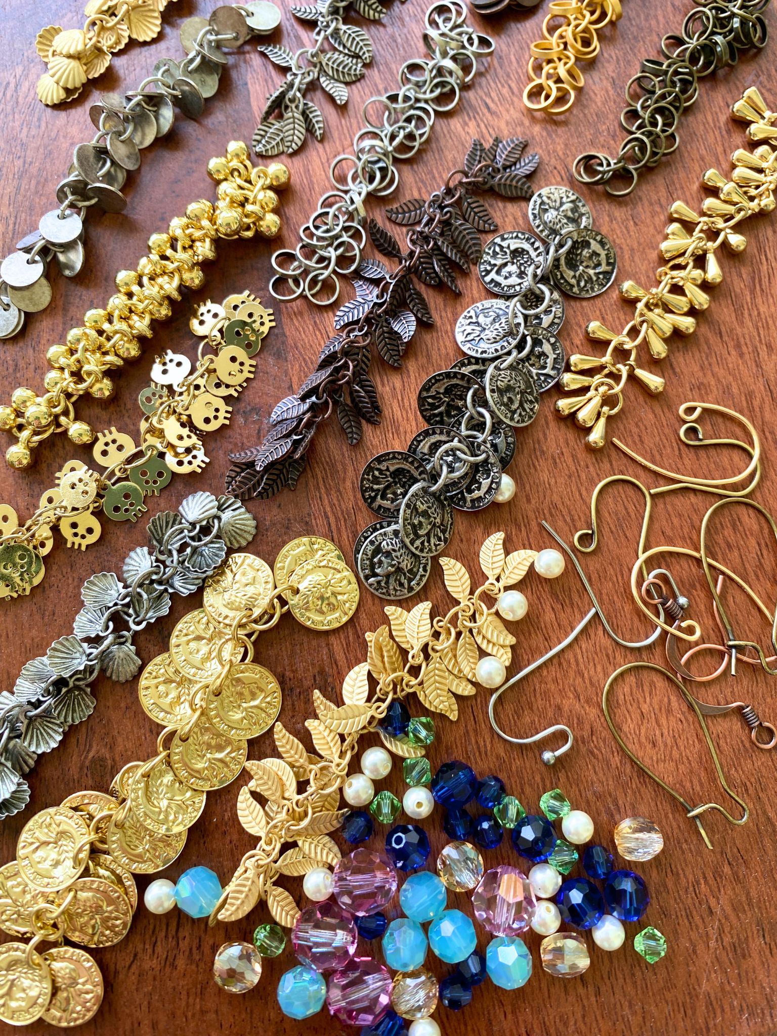 Julie's Bead Table: Fun with Charm Chain