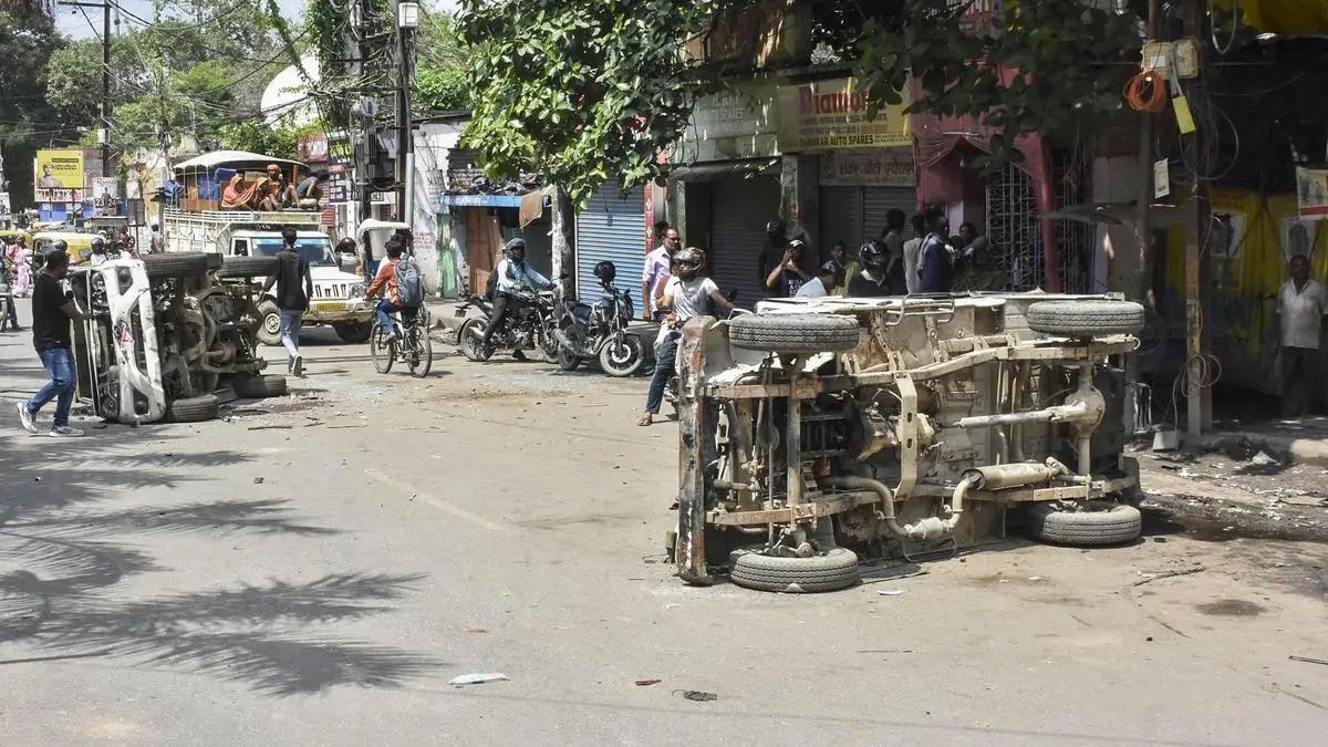 Bihar Police Personnel Suspended for Firing AK-47 During Student Protest