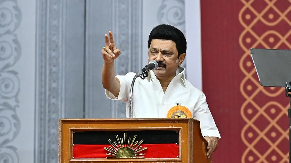 Tamil Nadu Government Faces Criticism Over Transfer of 151 Super-Speciality Medical Seats