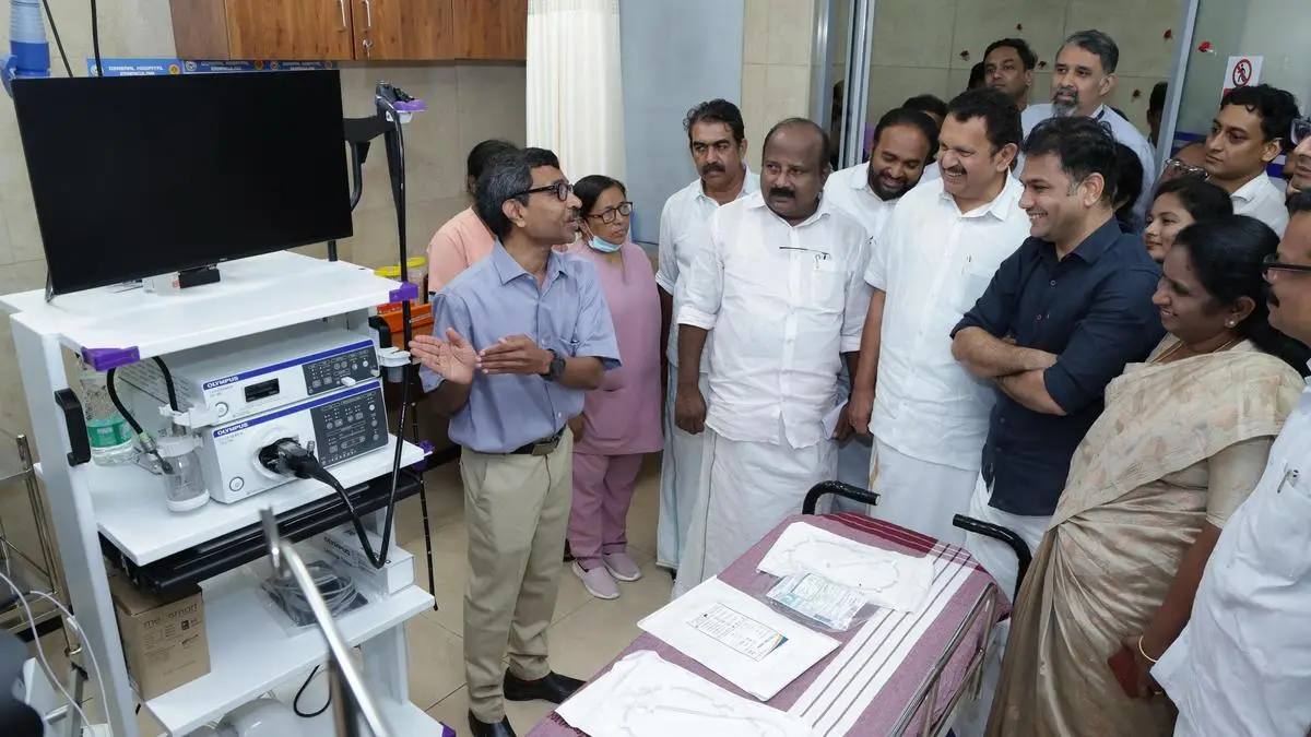 Kerala Health Minister Inaugurates Development Projects at Ernakulam General Hospital