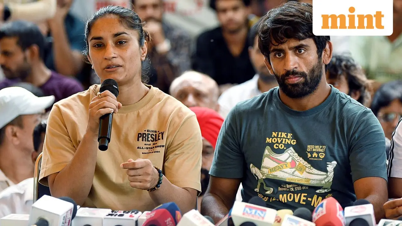 Women Wrestlers to Appeal Brij Bhushan Sharan Singh's Acquittal