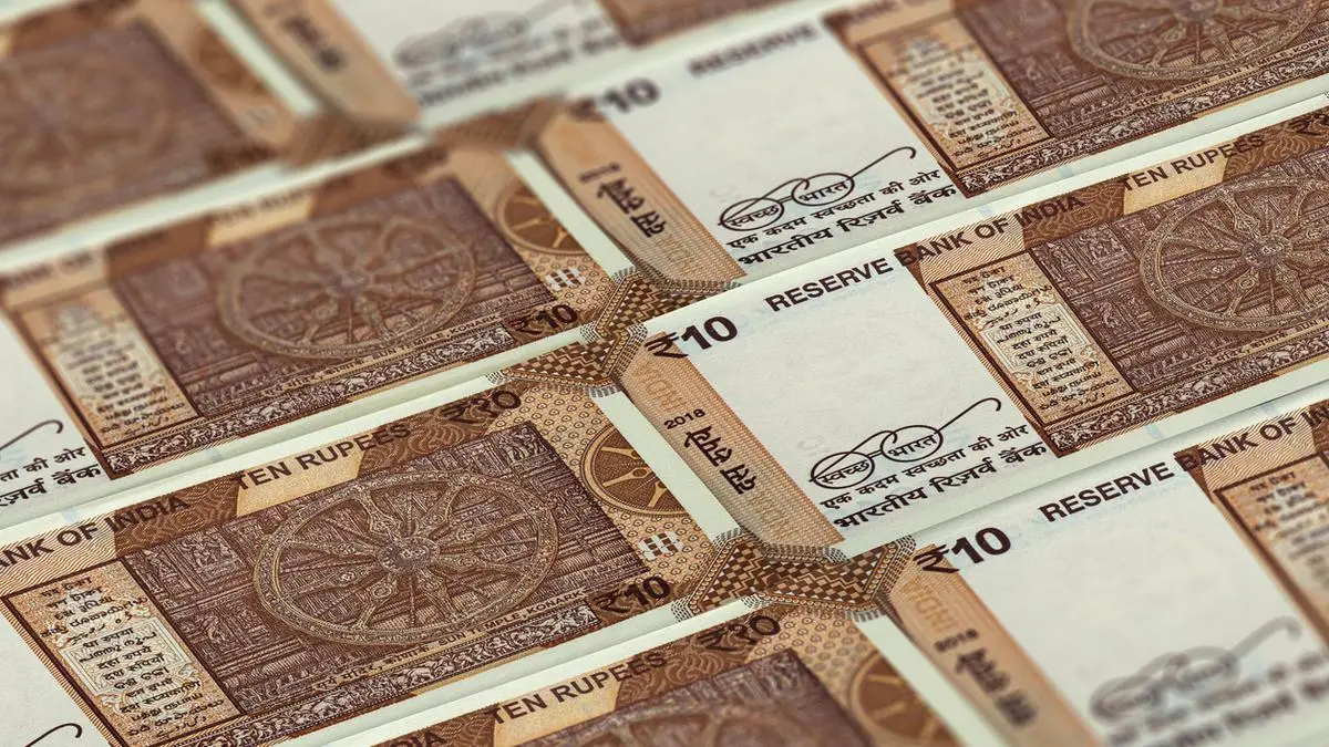 Government Approves One Billion Polymer ₹10 and ₹20 Banknotes