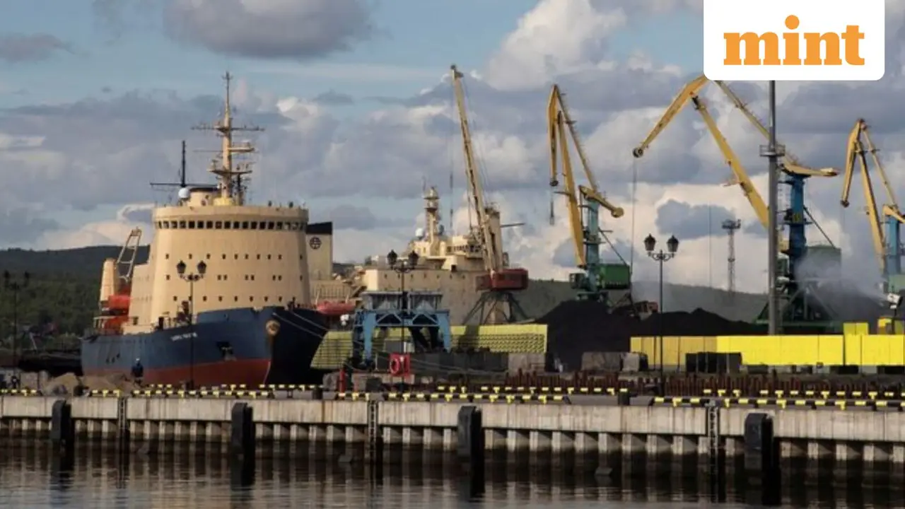 India and Russia Discuss Enhanced Cooperation on Northern Sea Route