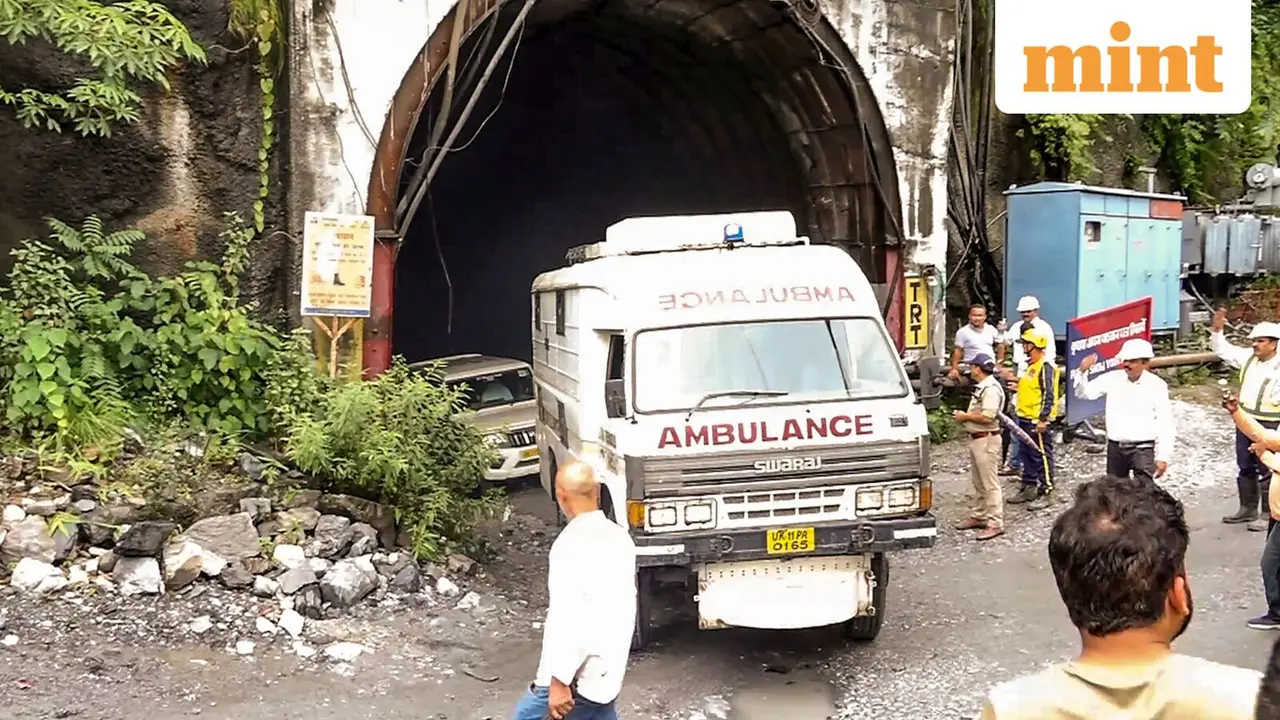 Chamoli Tunnel Mishap Toll Rises to Eight, Two Workers Still Missing