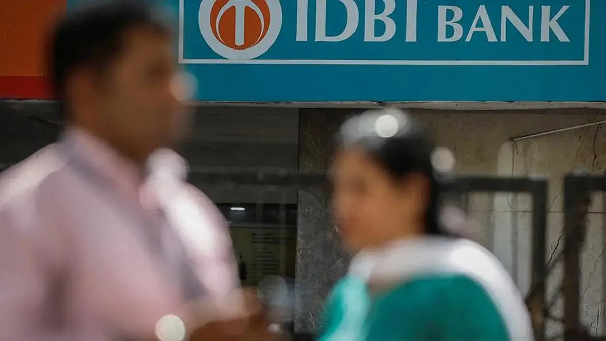 India Grants Fairfax Two Years to Consolidate Holdings in IDBI Bank Deal