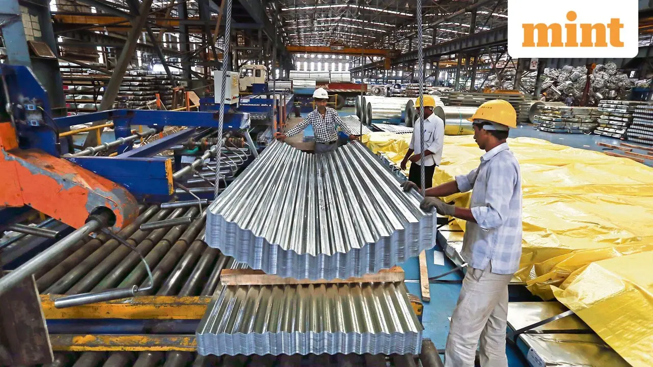 India's Manufacturing PMI Falls to Five-Year Low of 52.8 in August 2026