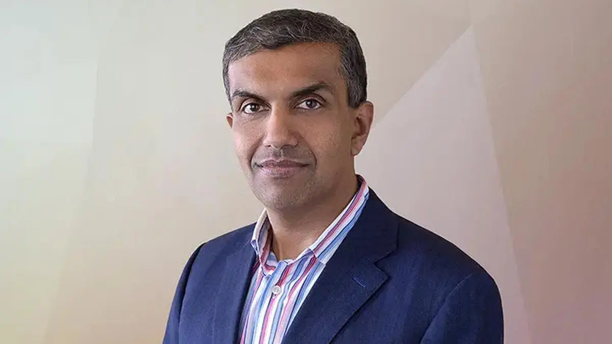 Adobe Appoints Anil Chakravarthy as CEO, Shantanu Narayen Becomes Executive Chair