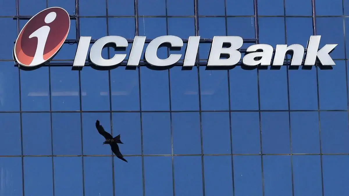 RBI Approves LIC's Acquisition of Up to 9.99% Stake in ICICI Bank