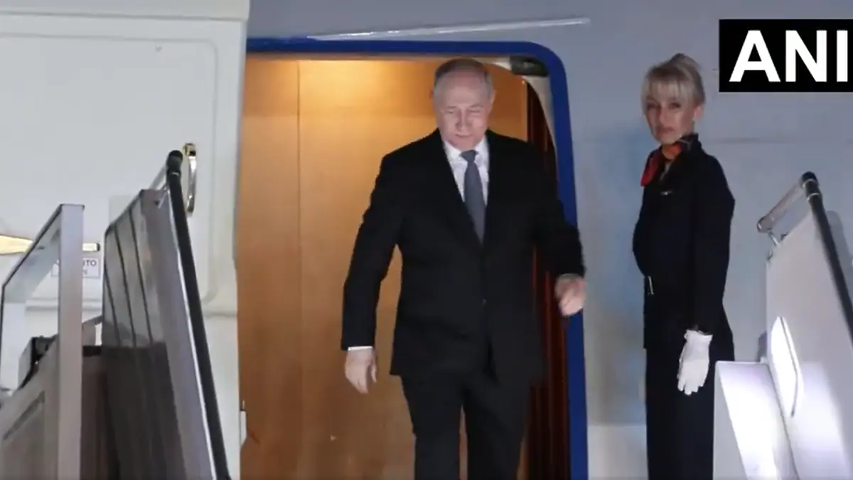 Russian President Vladimir Putin Arrives in New Delhi for BRICS Summit