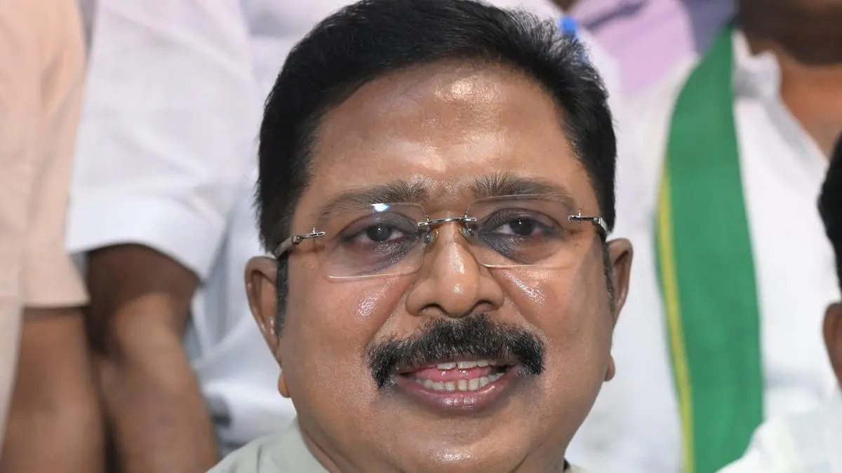 AMMK Leader Dhinakaran Criticises Undeclared Load Shedding in Tamil Nadu