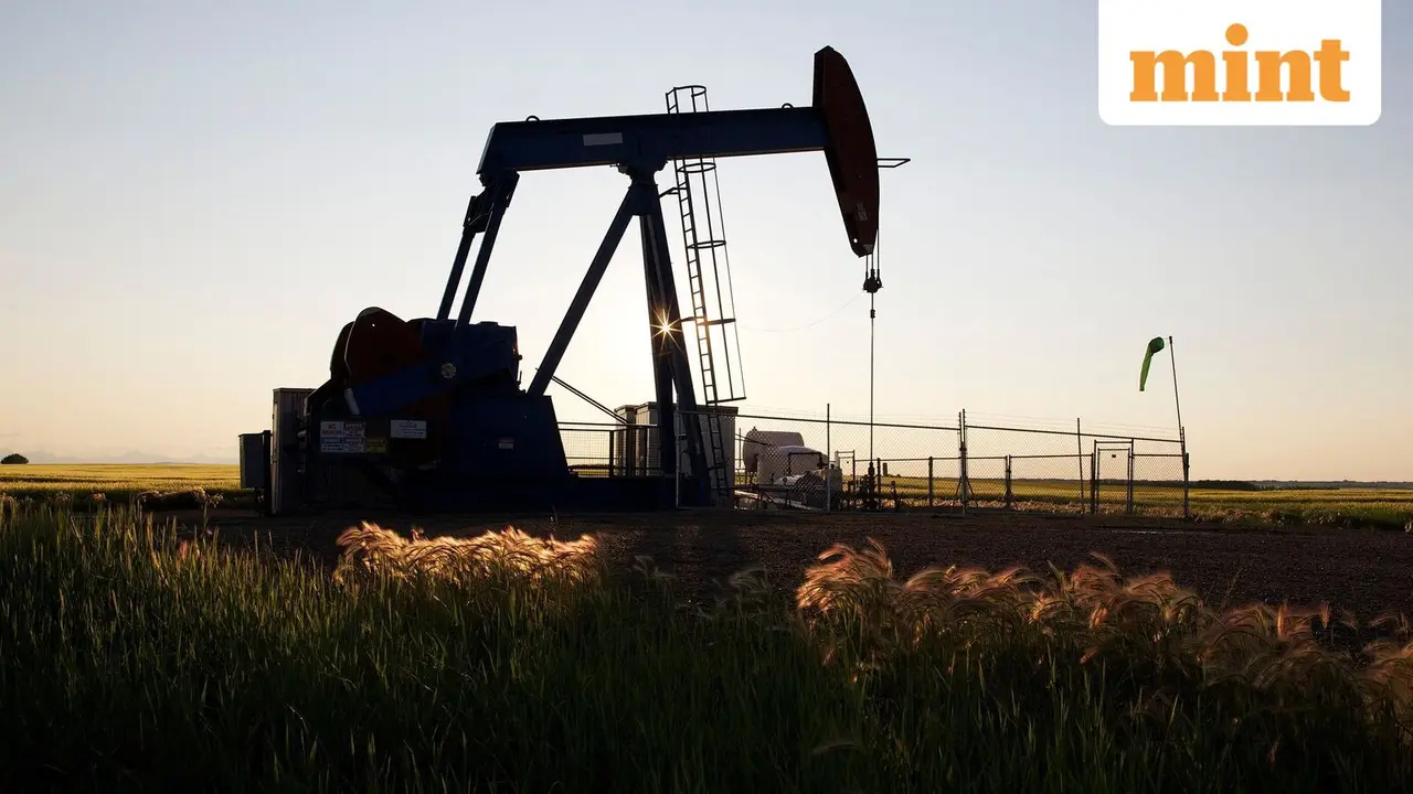 India Maintains Russian Oil Imports Despite US Tariff Threats