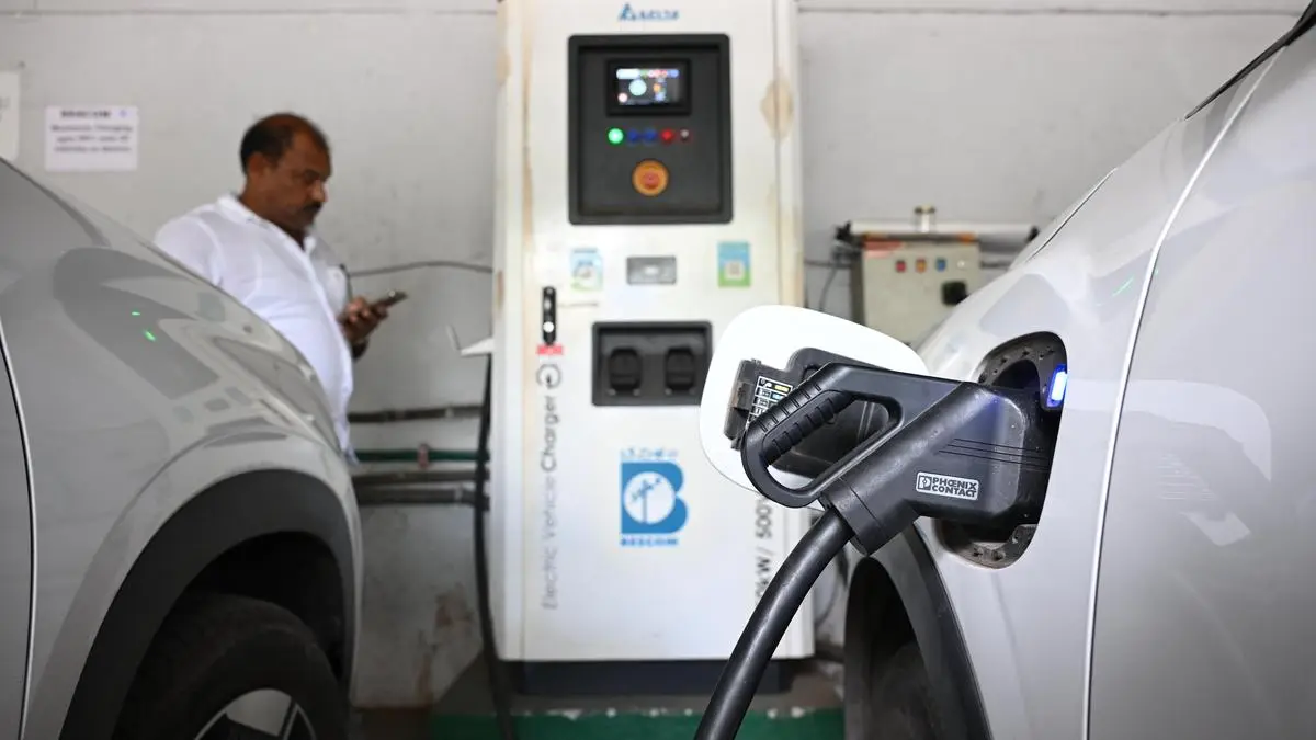 Karnataka Ranks Third in NITI Aayog's Electric Mobility Index 2025