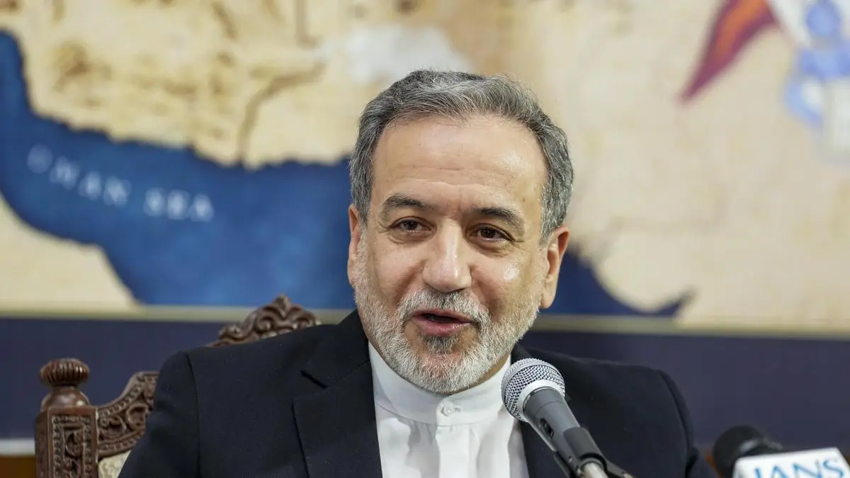 Iran Offers to Reopen Strait of Hormuz in 7 Days if US Lifts Sanctions