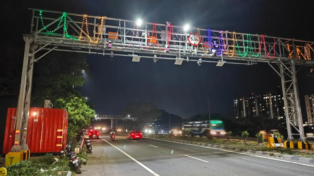 Tamil Nadu's First Barrierless Multi-Lane Free Flow Toll System Operational at Paranur