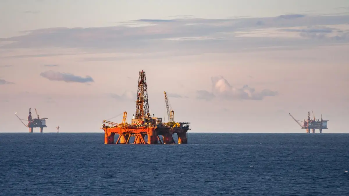 RBI Opens Special Dollar Window for PSU Oil Firms Amid Rising Oil Prices
