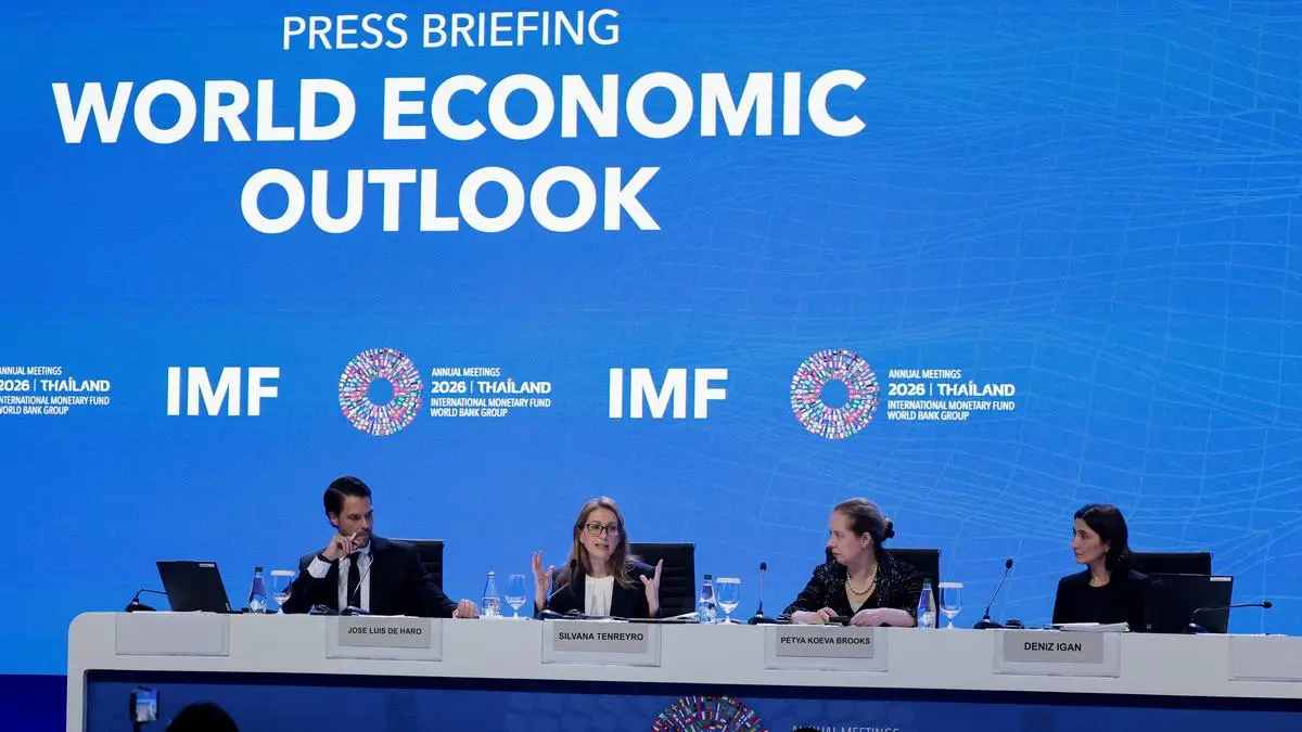 IMF Raises India's 2026 Growth Forecast to 7% Amid Fragmented Global Outlook