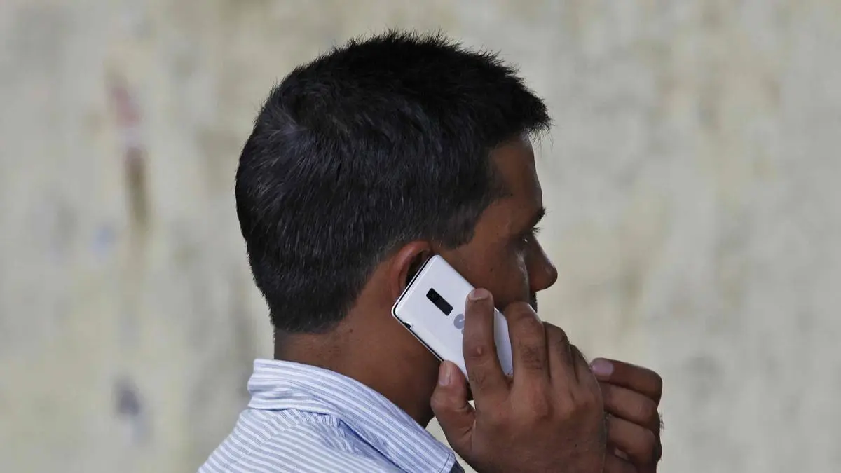Telecom Operators to Display Caller Names on Phones from November 1