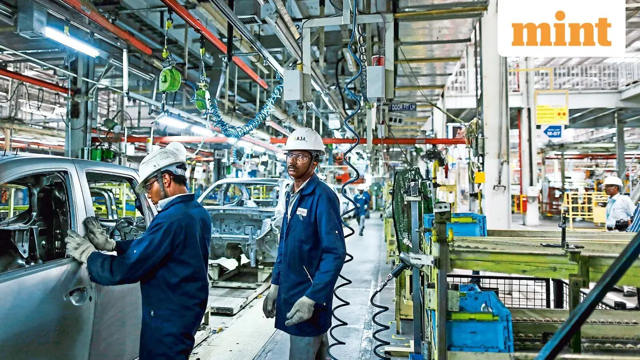 India’s Private Sector Activity Reaches Four-Month High in October