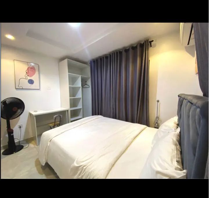 1 bedroom airbnb(short let apartment  3