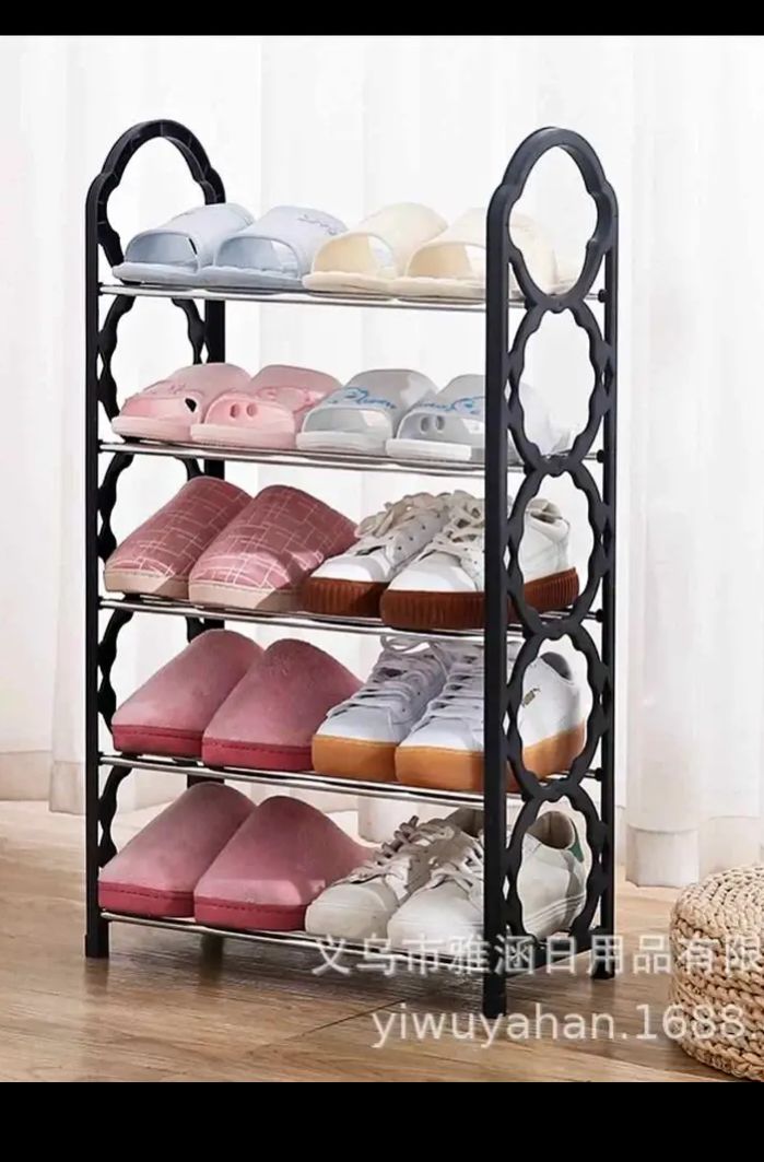 plastic shoe rank in different colors 
