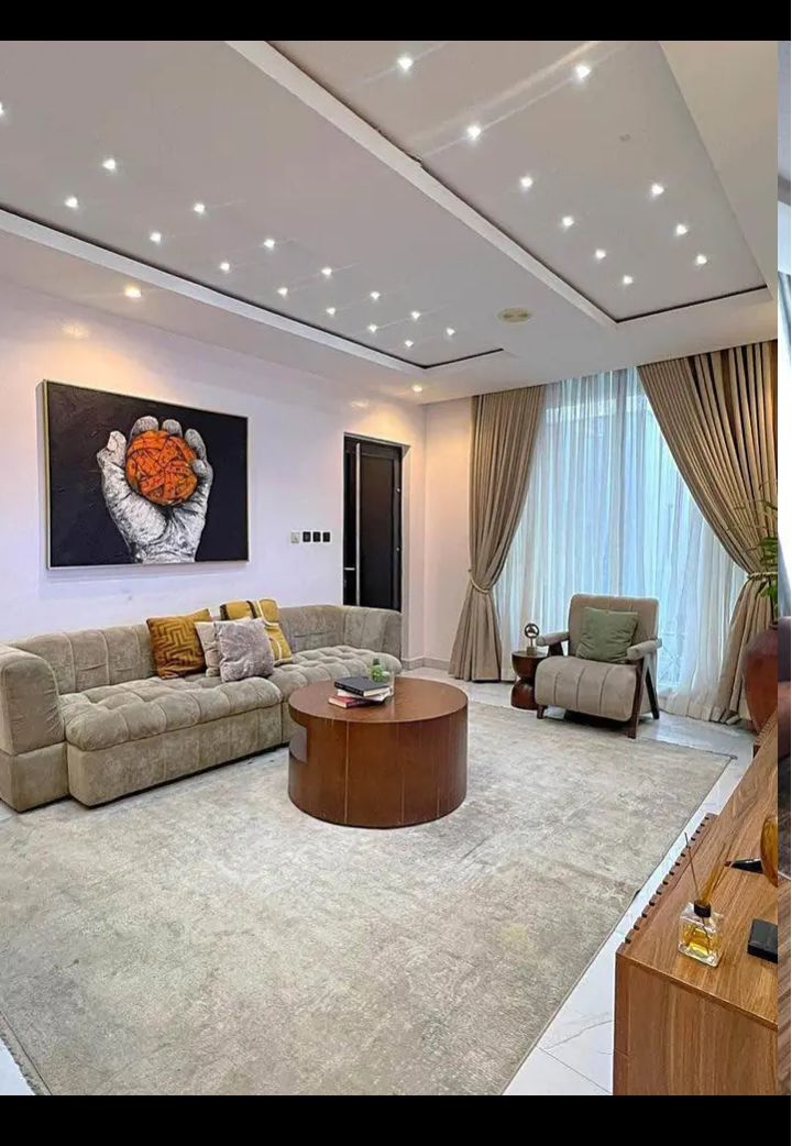 2 bedroom apartments  2