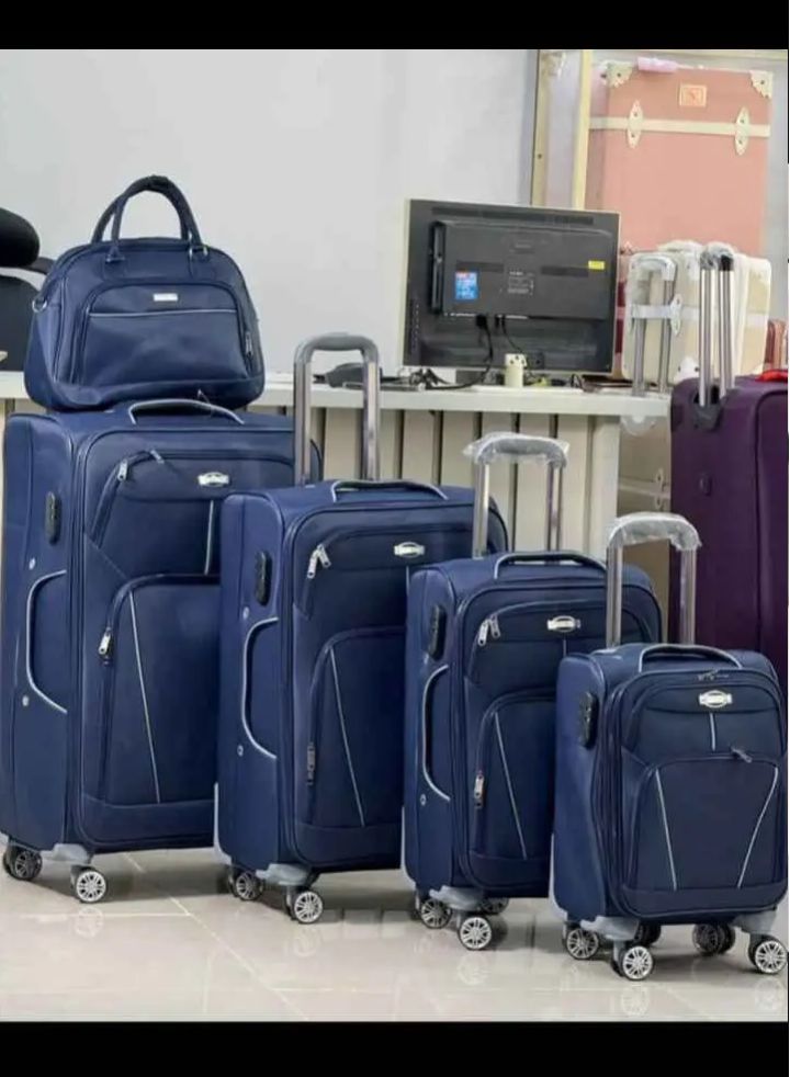 classic traveling luggage  2