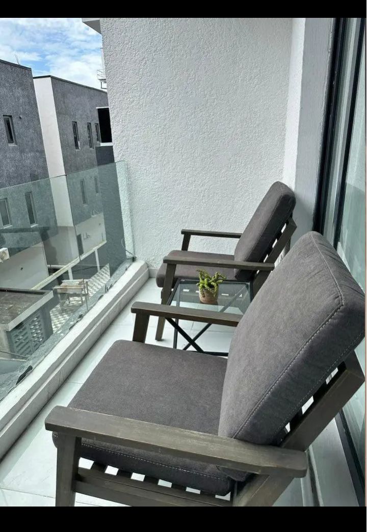 2 bedroom apartments  7