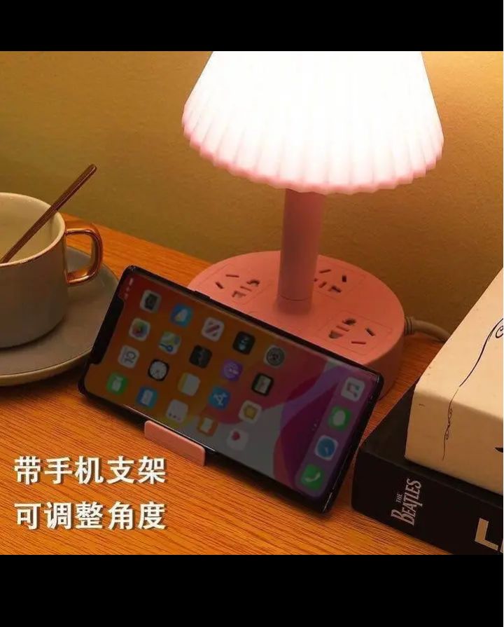 table light with charging port  3
