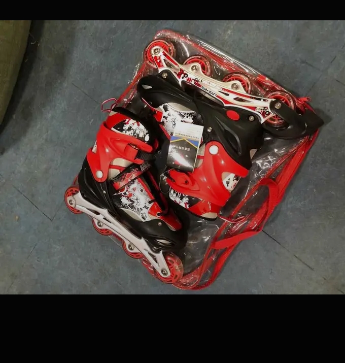 brand new skate shoes 