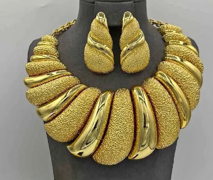 women's quality bold set 2