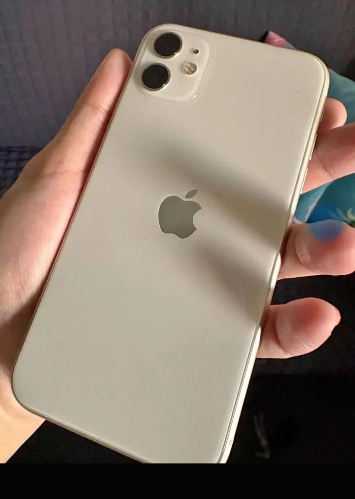 neatly used iphone 11 128gb 2