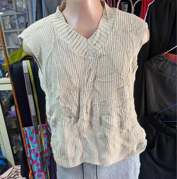 men's thrift knitted  2