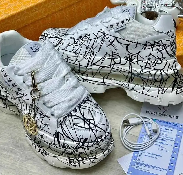 luxury latest naked wolfe 