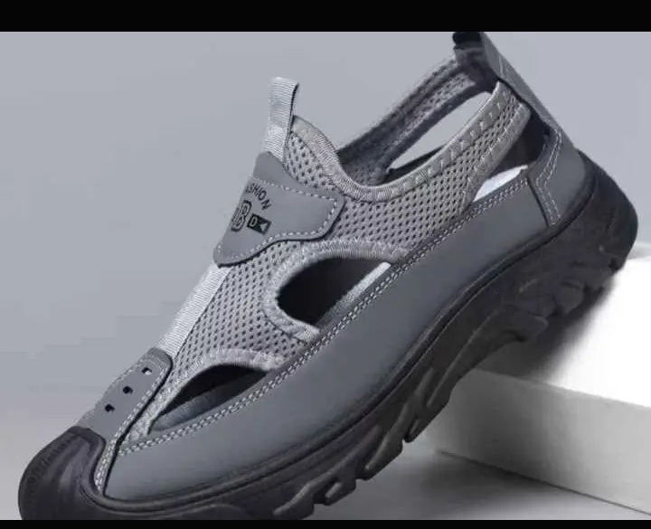 men's light weight sandal shoes  2