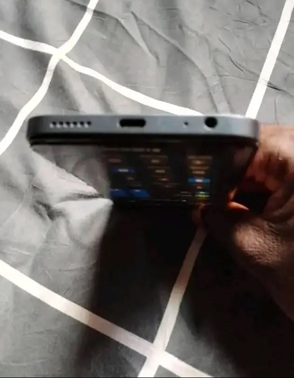 neatly used techno pop 9 2