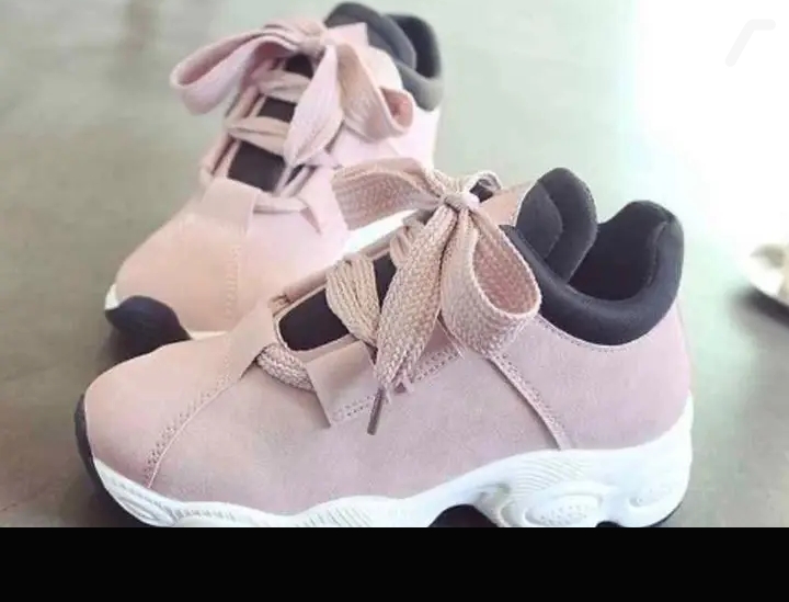 canvas sneakers for women 