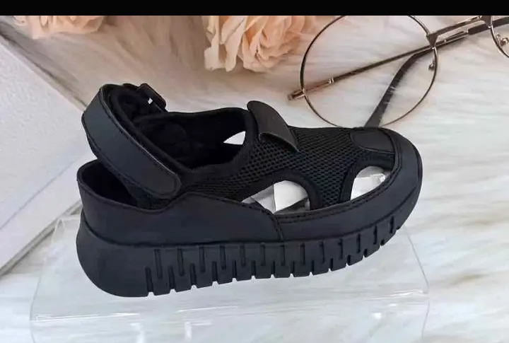 quality shoe for all outfits 