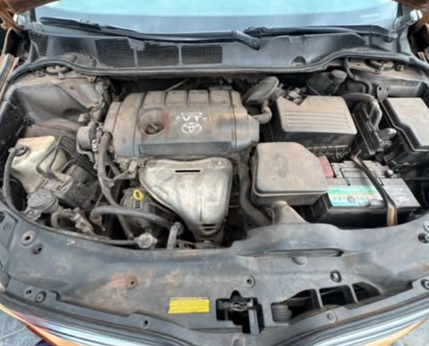 clean registered toyota venza 2010 8