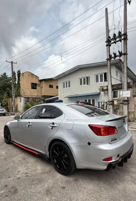 extremely clean registered lexus is250 2009 9