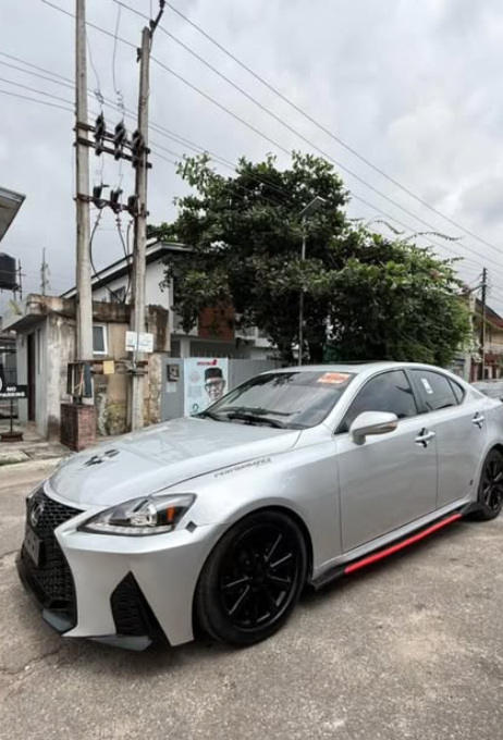 extremely clean registered lexus is250 2009 3