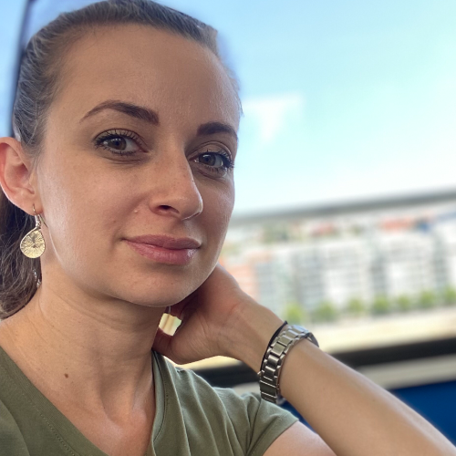 Anikó Holzmann