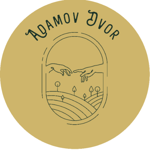 Adamov dvor