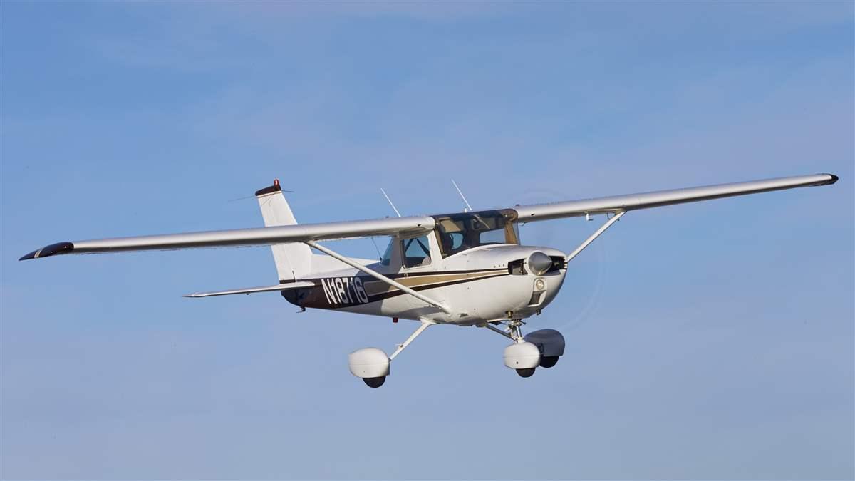 Cessna 150 Aircraft 3