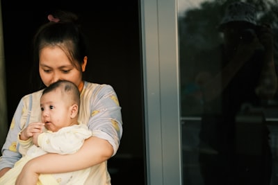 Image for Byte titled 'How can postpartum changes affect my mental health?'