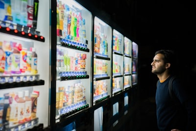 Image for Byte titled 'Avoid choice overload when shopping with these 3 tips 🛍️ 😅'