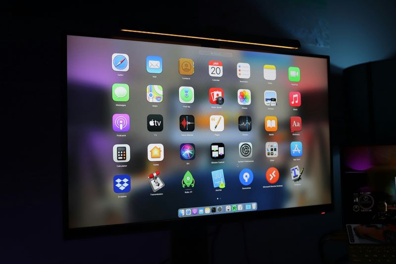 A desktop screen with various apps.