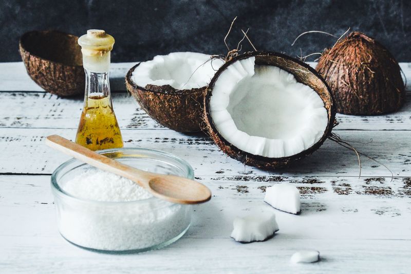 A bowl of coconut oil (Photo by Tijana Drndarski on Unsplash)