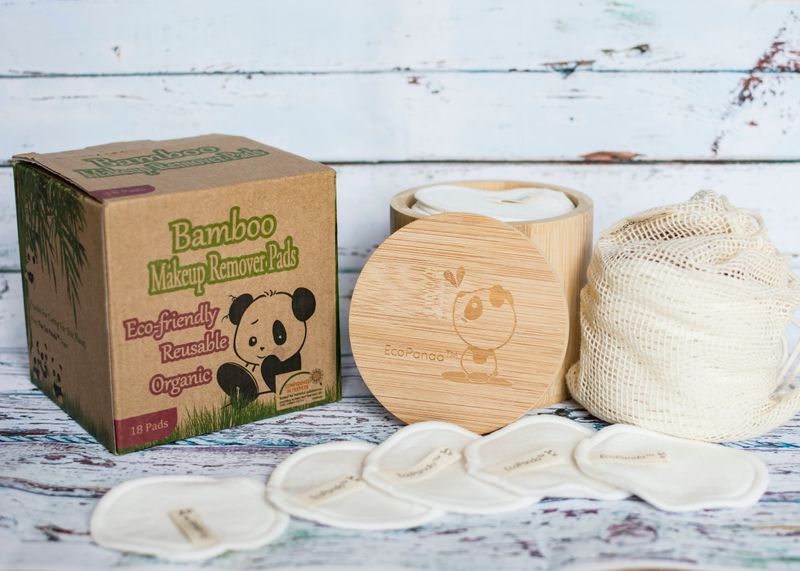 Sustainable makeup removal pads made from Bamboo